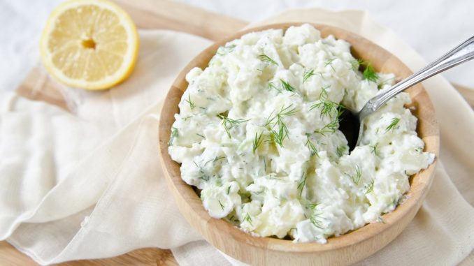 Tzatziki: chutná příloha pocházející z řecké kuchyně