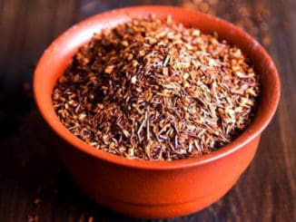 Rooibos: čaj vyhledávaný pro vysoký obsah antioxidantů a zásadotvornost