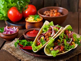 Tacos: tradiční mexický pokrm, který si lze připravit zdravěji