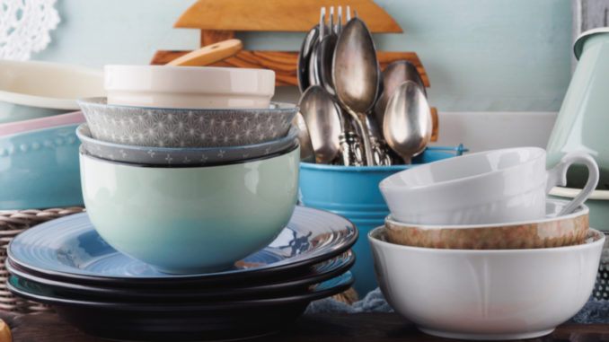 Naučte se pečovat o keramické nádobí. Tyto věci nejspíš děláte špatně
