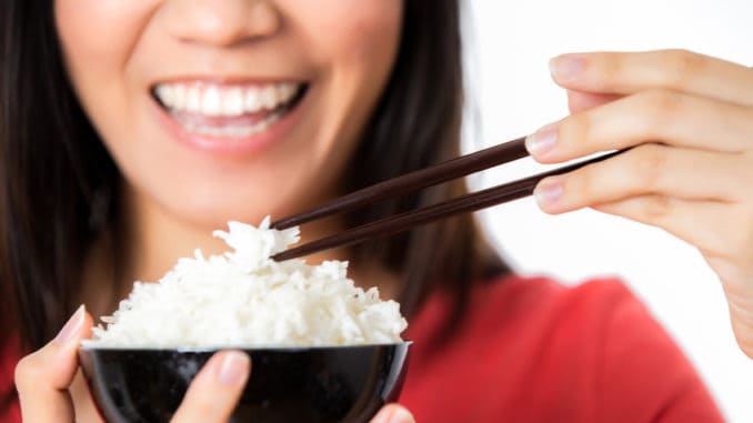 Vaření rýže není tak snadné, jak se může zdát. Vyvarujte se častým chybám
