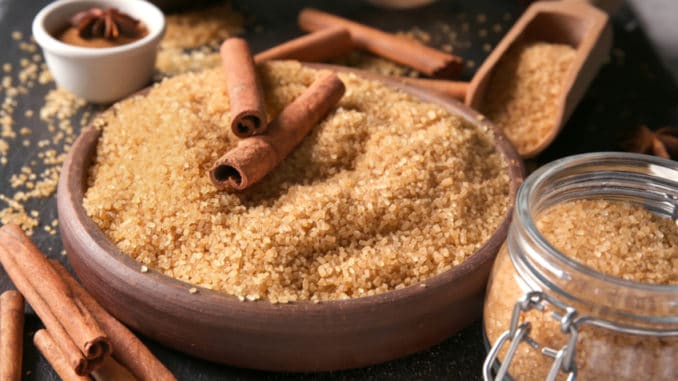 Zdravější sladké potěšení: Jak vyrobit hnědý cukr z bílého? I doma to jde snadno a rychle