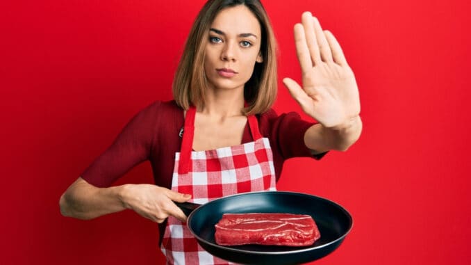 Vaše tělo možná nedokáže správně trávit maso. Poznáte to snadno