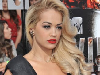 Rita Ora odtajnila kouzlo své perfektní postavy. Někomu by to mohlo připadat jako plýtvání jídlem