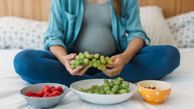 Jakými potravinami mohou ženy podpořit svoji plodnost? Vhodná strava hraje zásadní roli