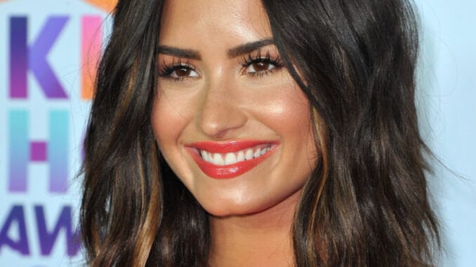 Strašák Demi Lovato: Jídlo jako lék na stres. Přejídání vystřídal strach o sebe samu