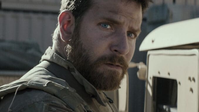 Bradley Cooper pro roli ve filmu Americký sniper přibral 20 kg svalů. Stál za tím přísný stravovací režim