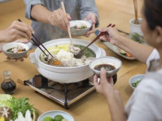 Stolování v Japonsku: Vděk před jídlem a další pro nás nemyslitelná pravidla, která je potřeba striktně dodržovat