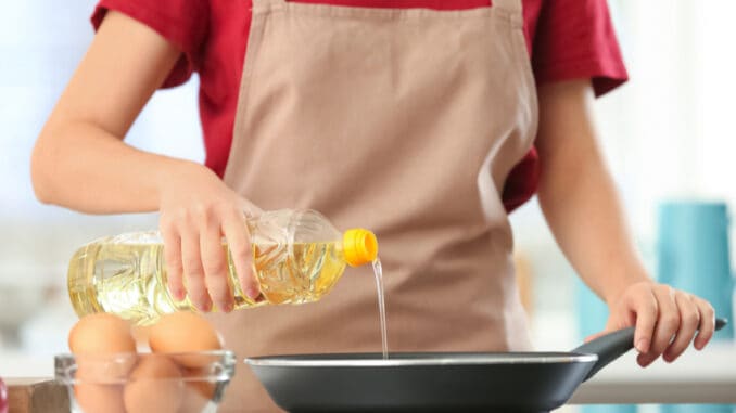 Náhražky za klasický olej: Každá z nich má své benefity, takto je můžete vhodně použít ve své kuchyni