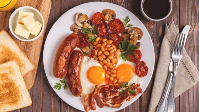 Anglická snídaně má bohatou šlechtickou historii. Ve světě se stala vyhlášeným pojmem
