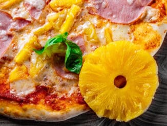 Ananas na pizze: Sam Panopoulos rozdělil lidi na dva tábory. Jedni na něj nedají dopustit a druhé pohoršuje