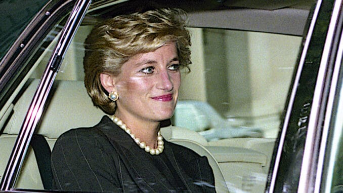 Princezna Diana si udržovala dokonalou figuru. Její oblíbené jídlo byla topinka s lososem