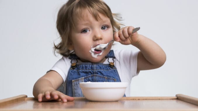 Děti a jejich potřeby proteinů: Nepodceňujte je, v dětském jídelníčku by potraviny bohaté na bílkoviny neměly chybět