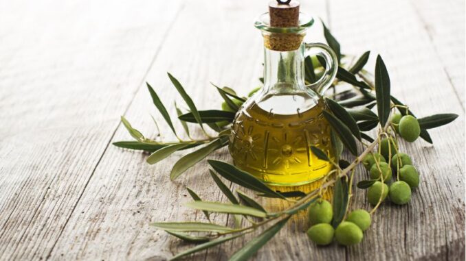 Neskladujte olivový olej v blízkosti sporáku. Zkracujete jeho životnost