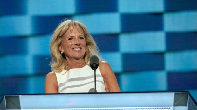 Stravování první dámy USA: Jill Biden má ráda vyváženost, ke svačině miluje mandle