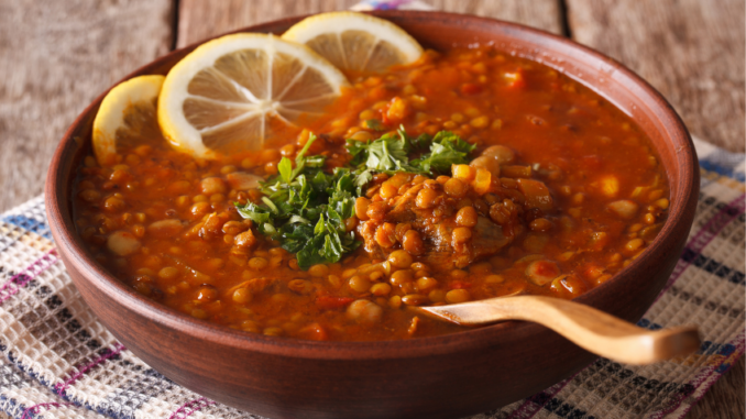 Marocká čočková polévka: Ideální pokrm pro podzimní večery. Zasytí, zahřeje a krásně provoní celý dům