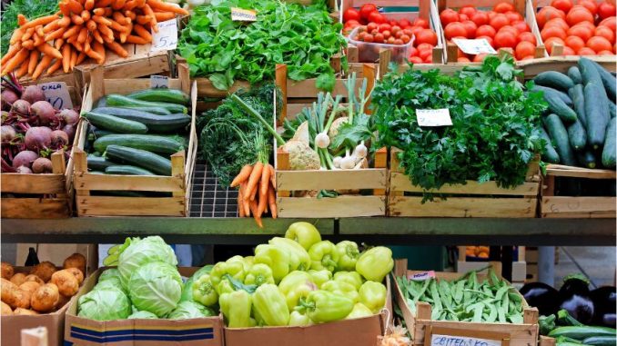 Naučte se nakupovat lokální potraviny. Je to přínosné pro planetu, zdraví i váš sociální život