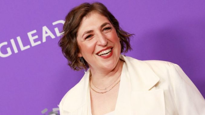 Mayim Bialik měla problémy s poruchami příjmu potravy. Teď vyvrací mýty o veganství