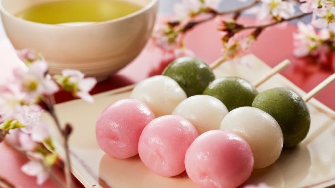Dango: Japonská sladkost z rýžové mouky byla původně obětinou bohům