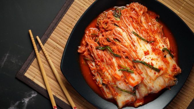 Kimchi: Korejský zelný salát, který potěší nejen vaše chuťové pohárky