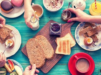 Snídaně je základ dne. Měla by tvořit 25 % denního jídelníčku