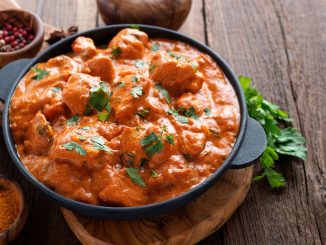 Butter chicken: Tradiční indický pokrm, který snadno připravíte i doma