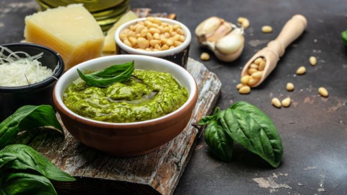 Pesto: Je sice kalorické, přesto ale pomáhá při dietách